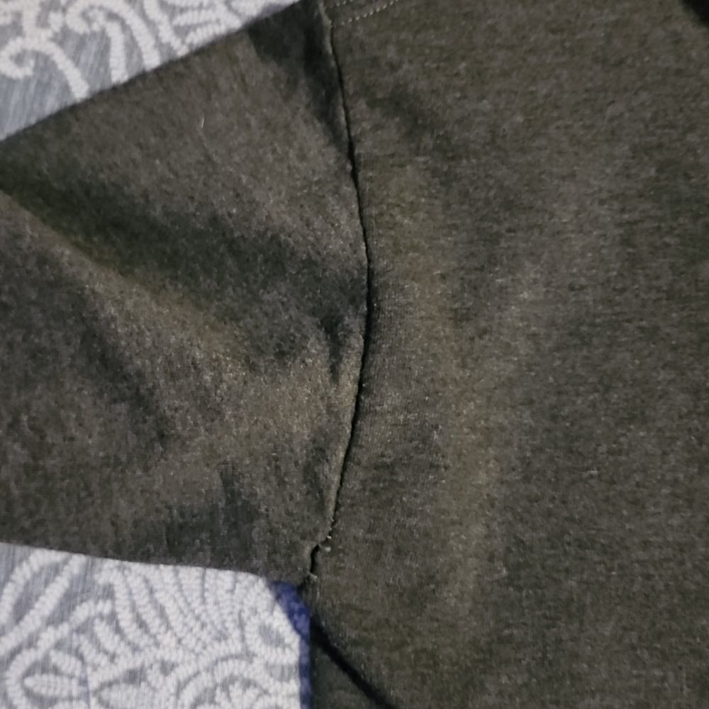Gray Hoodie - Zip-Up sz. SMALL - Picture 4 of 5